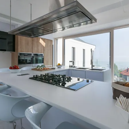 Przystan Mechelinki- Marina Del Mar