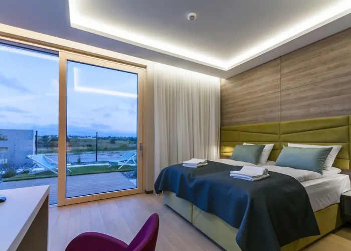 Przystan Mechelinki- Marina Del Mar Semesteranläggning (resort)