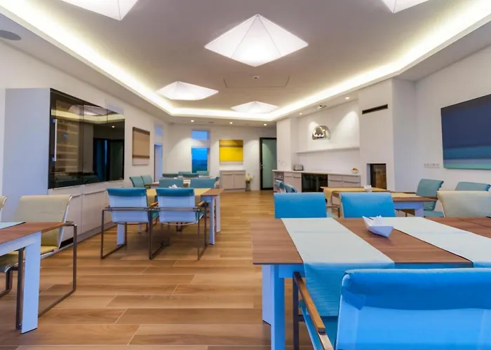 Przystan Mechelinki- Marina Del Mar Semesteranläggning (resort) Mechelinki